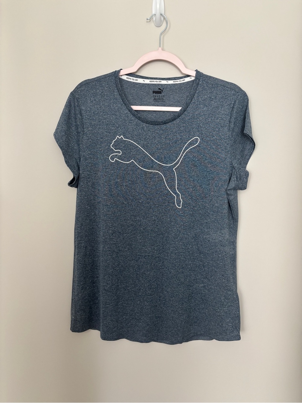 Puma NWOT Heather Charcoal Logo Tee - Grey Size XL - ‘Keeps you dry’ PTP 23”